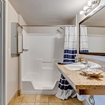 Image of Costa Mesa Senior Living (9)