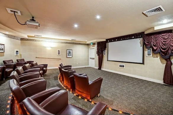 Image of Aegis Living Shoreline (5)