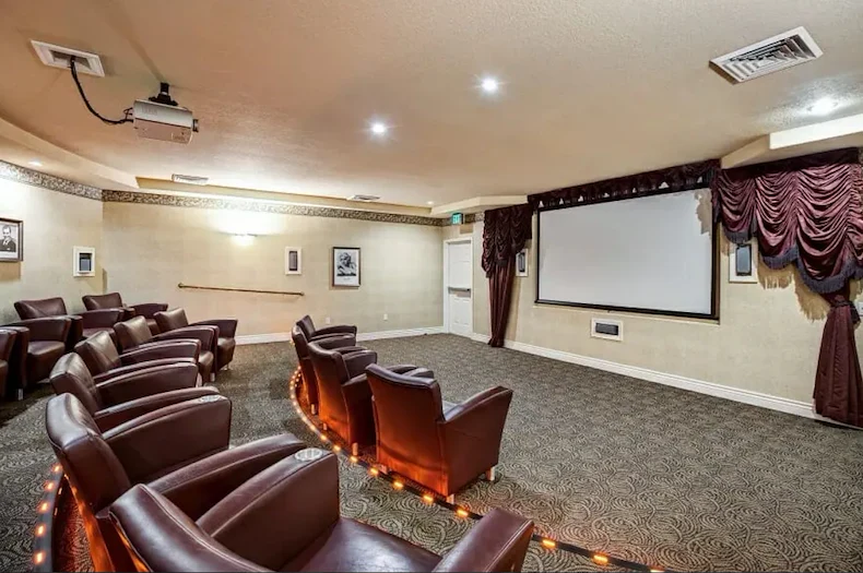 Image of Aegis Living Shoreline (5)