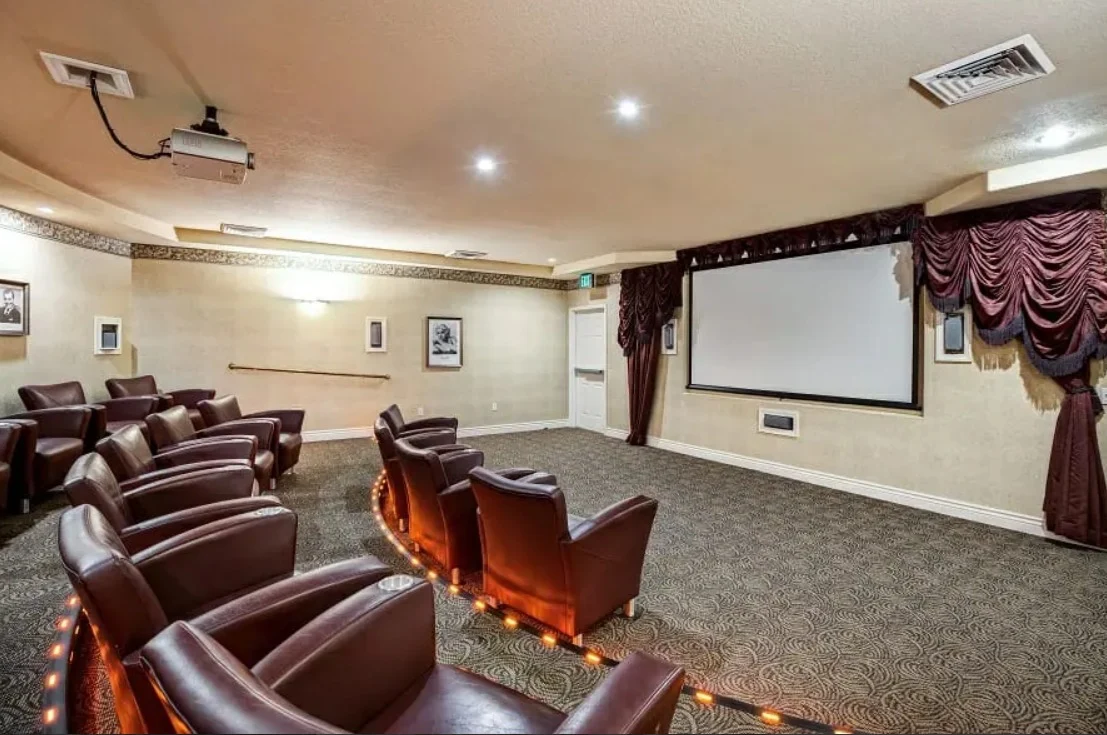 Image of Aegis Living Shoreline (5)