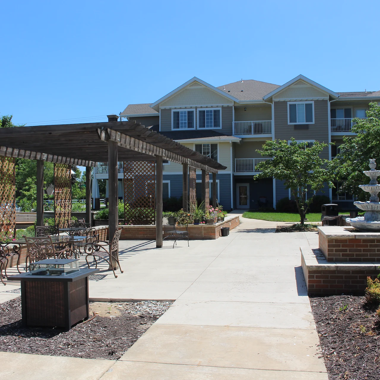 Meadowlark Estates Gracious Retirement Living Hawthorn Senior Independent Living in Lawrence, Kansas rear exterior gazebo