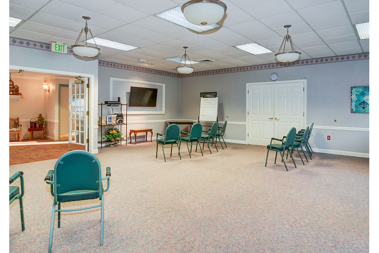 Image of Arden Courts of Livonia (6)