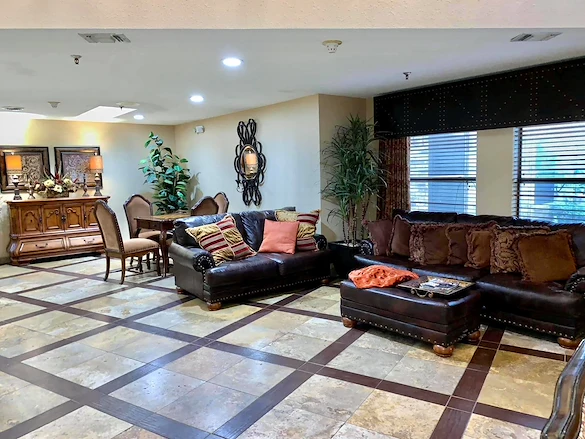 Image of Oak Ridge Manor (7)