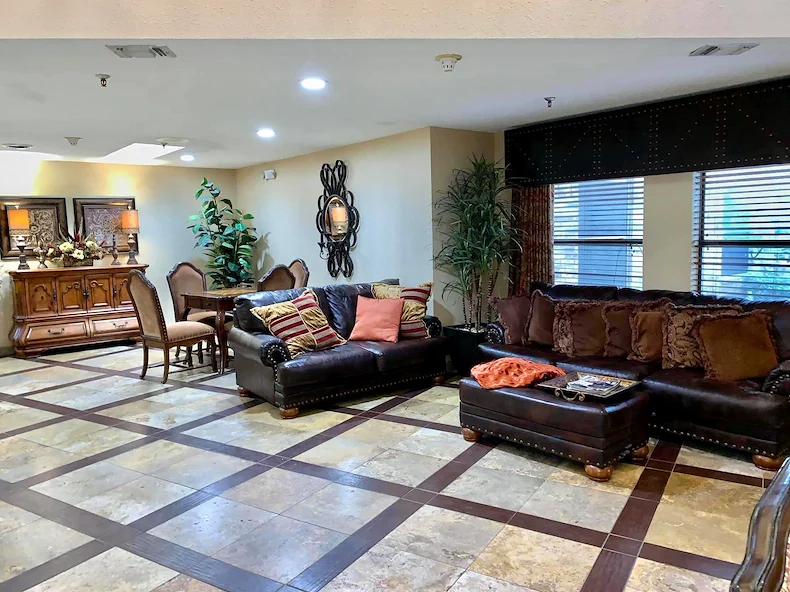 Image of Oak Ridge Manor (7)