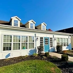 Image of Abbey Manor of Elkton (2)