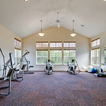 Magnolia Heights Gracious Retirement Living Hawthorn Senior Independent Living in Franklin, Massachusetts gym fitness center