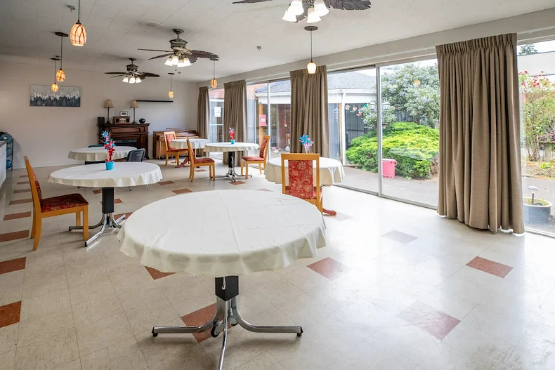 Image of The Oaks at Timberline (3)