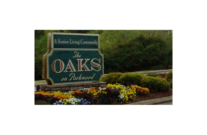 oaks-on-parkwood-skilled-nursing-facility-image-2