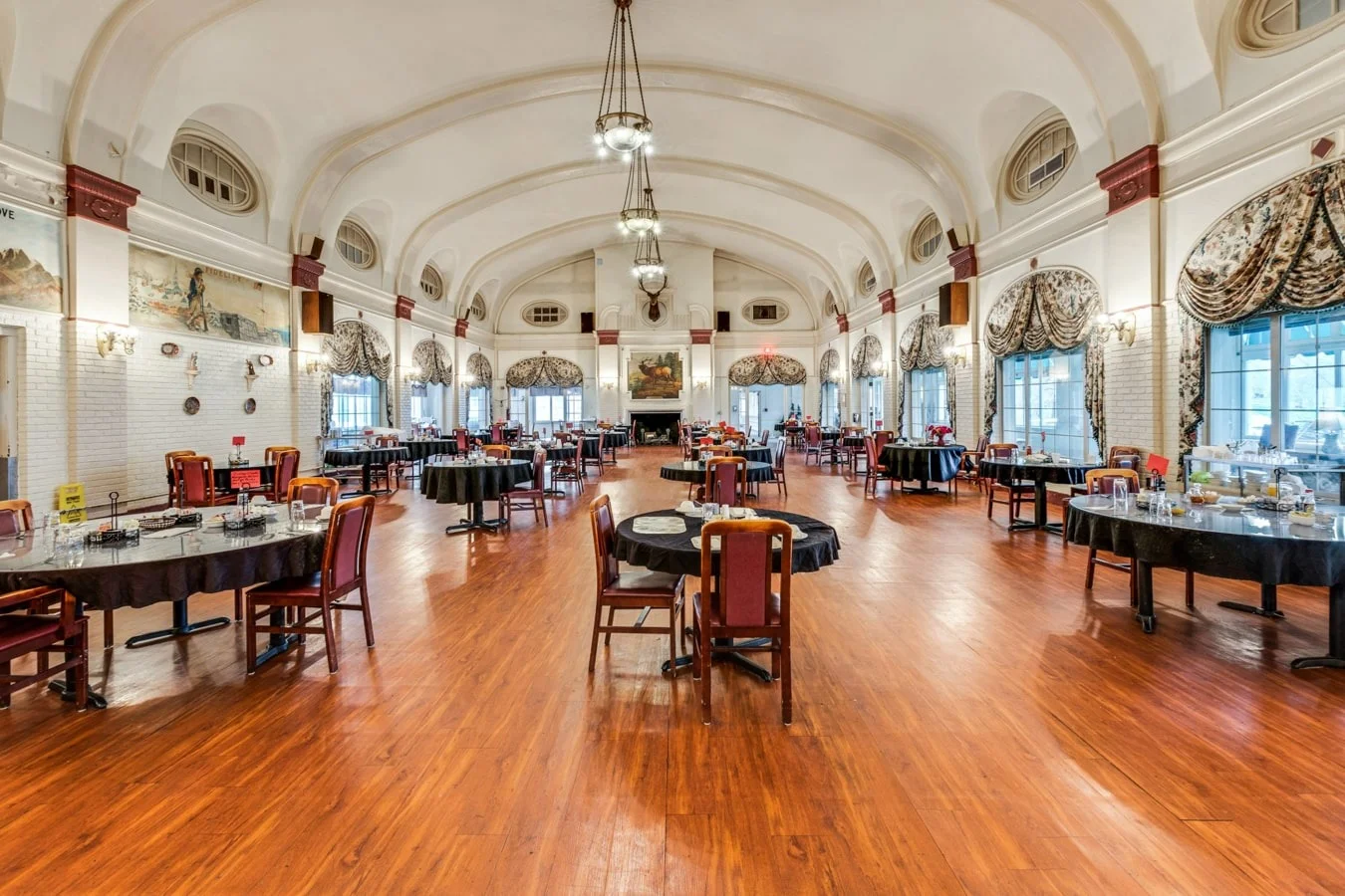 Image of Spring Oak at Bedford (5)