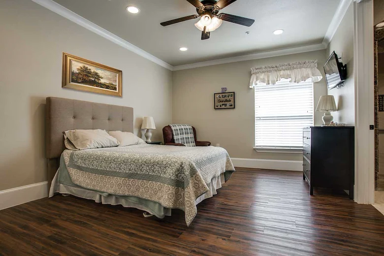 Image of Avalon Memory Care - Edinburg, TX (6)