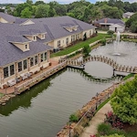 The Chateaus at Montclair Senior Memory Care in Shreveport, LA exterior