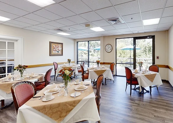 Image of Heritage Place Senior Living (2)