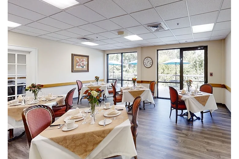 Image of Heritage Place Senior Living (2)