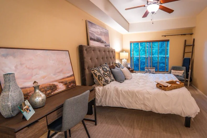 The Stafford Senior Living in Lake Oswego, Oregon apartment bedroom