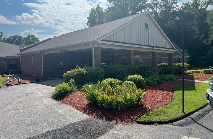 Image of Laurel Park Rehabilitation and Healthcare Center (1)