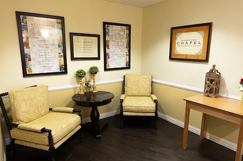 Image of Village Manor in Bowling Green (3)
