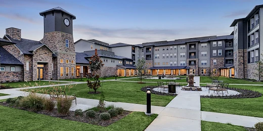 Outdoor space at Pinnacle Grove Senior Living 