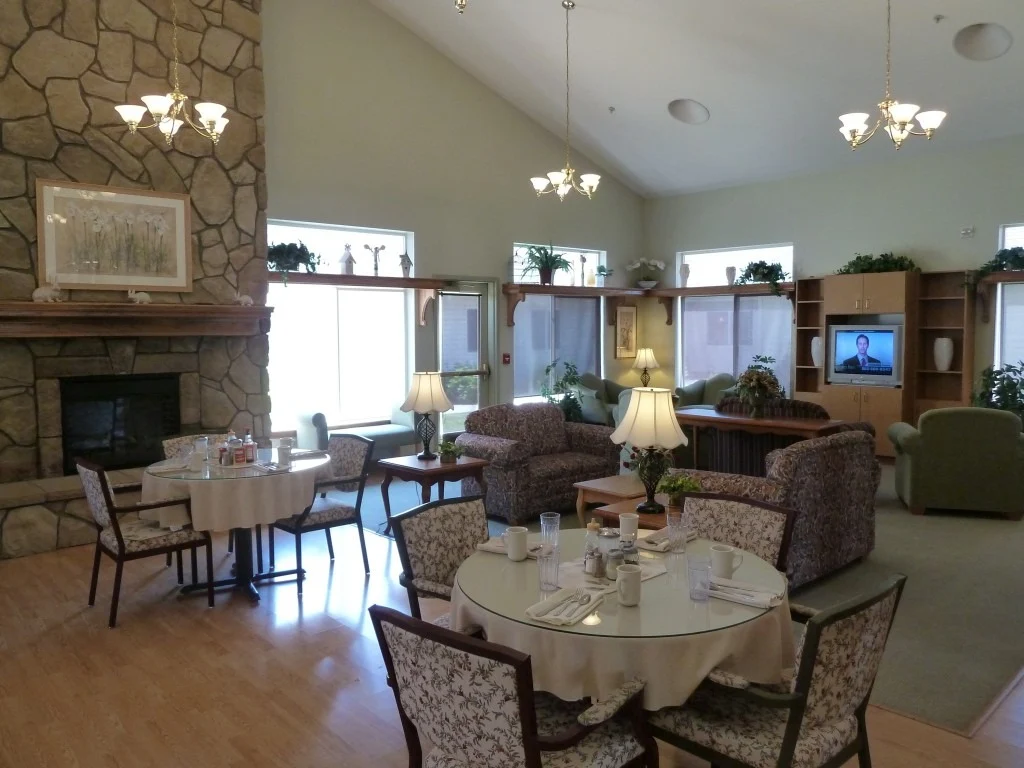 Image of Evergreen Gardens at La Junta (2)