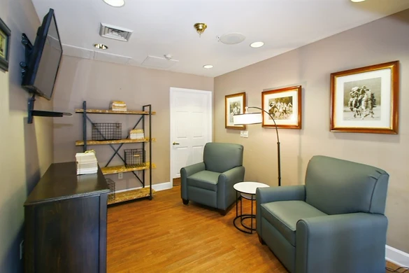 Image of Carriage House Senior Living Community (2)