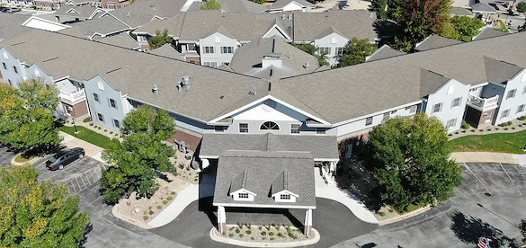 Image of Renaissance by Rennes - De Pere (1)