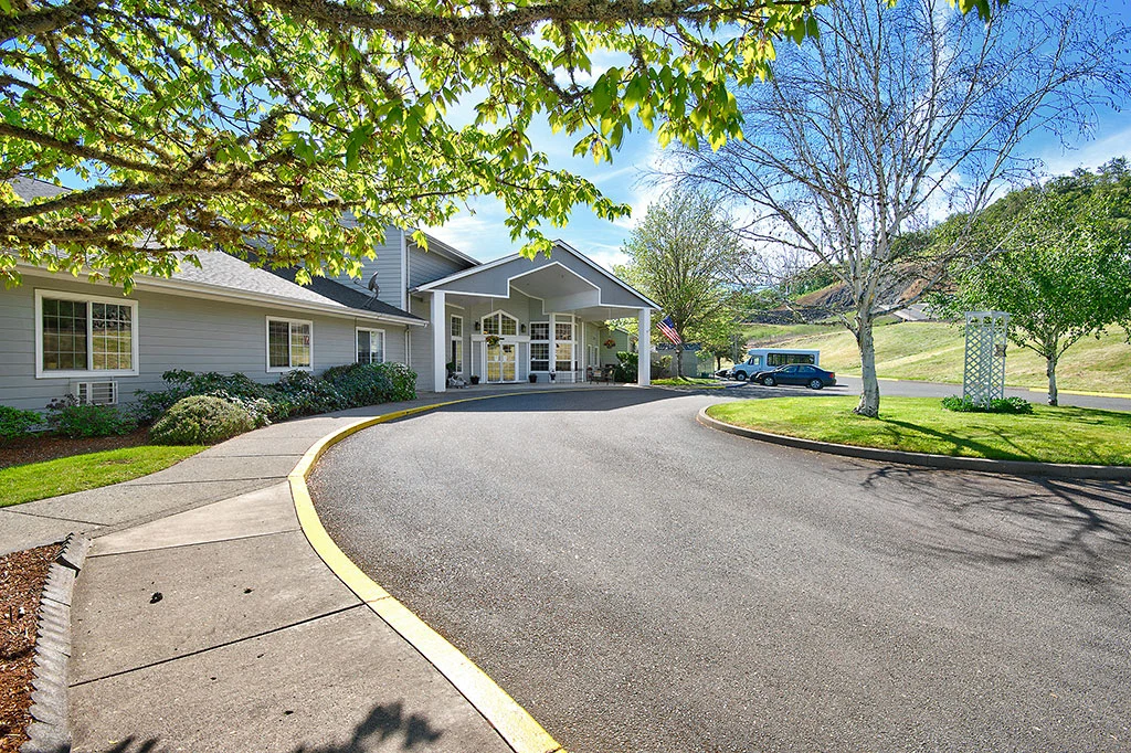 Image of Bridgewood Rivers Assisted Living (1)