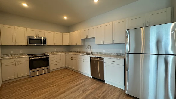 Image of The Plaza Senior Living Apartments (8)