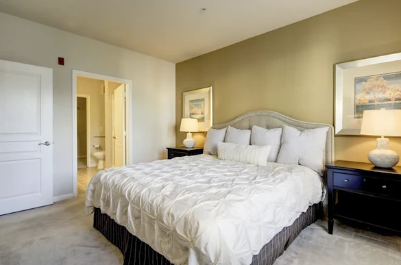 Image of Regency Crest (8)