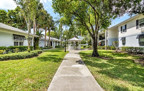 Image of Groves of Delray (2)