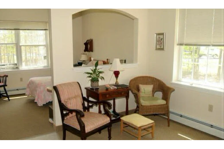Image of Magnolia Assisted Living - 34 Martin Lane (4)