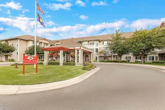 Image of Holiday Grizzly Peak (1)