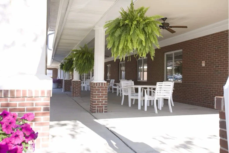 Image of Sellersburg Healthcare Center (2)