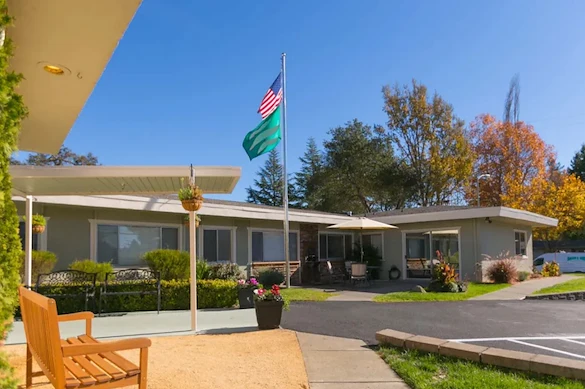 Image of Summerfield Health Care Center (2)