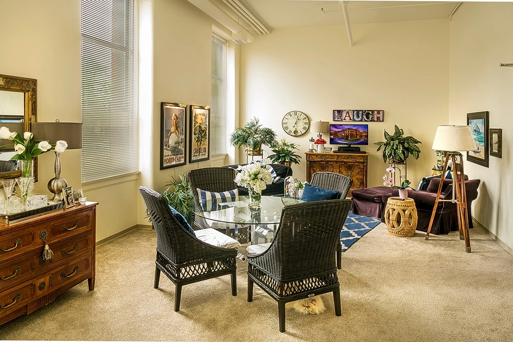 Image of Senior Suites Chicago Norwood Park (6)