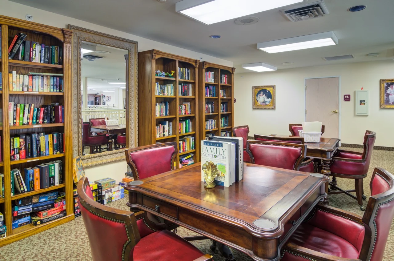 Image of Edgewood Point Senior Living (7)