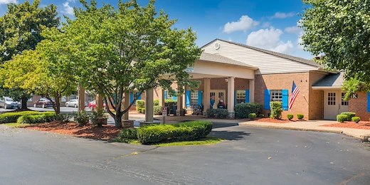Charter Senior Living of Bowling Green exterior