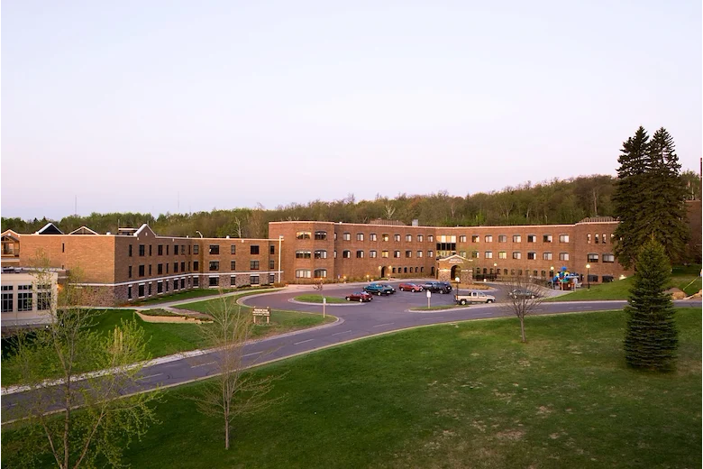 Image of Benedictine Living Healthcare Duluth (2)
