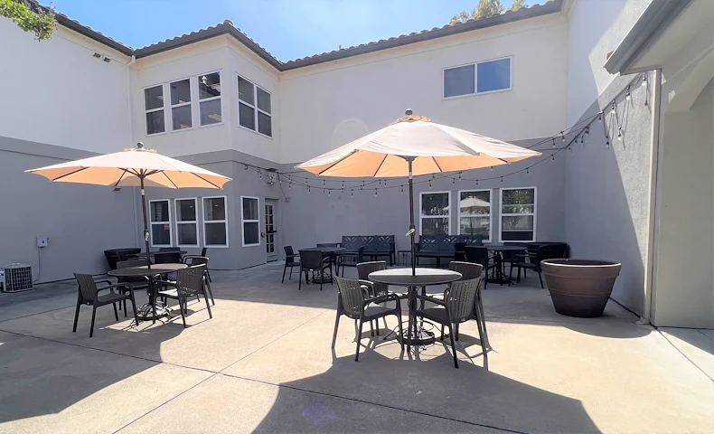 Magnolia Court Patio 