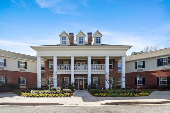 Image of Oaks at Fayetteville (1)