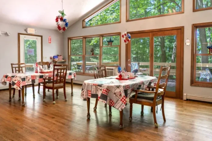 Image of Life of Riley - Oaks (6)