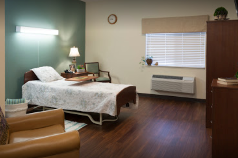 Image of Emerald Health & Rehab Center (3)