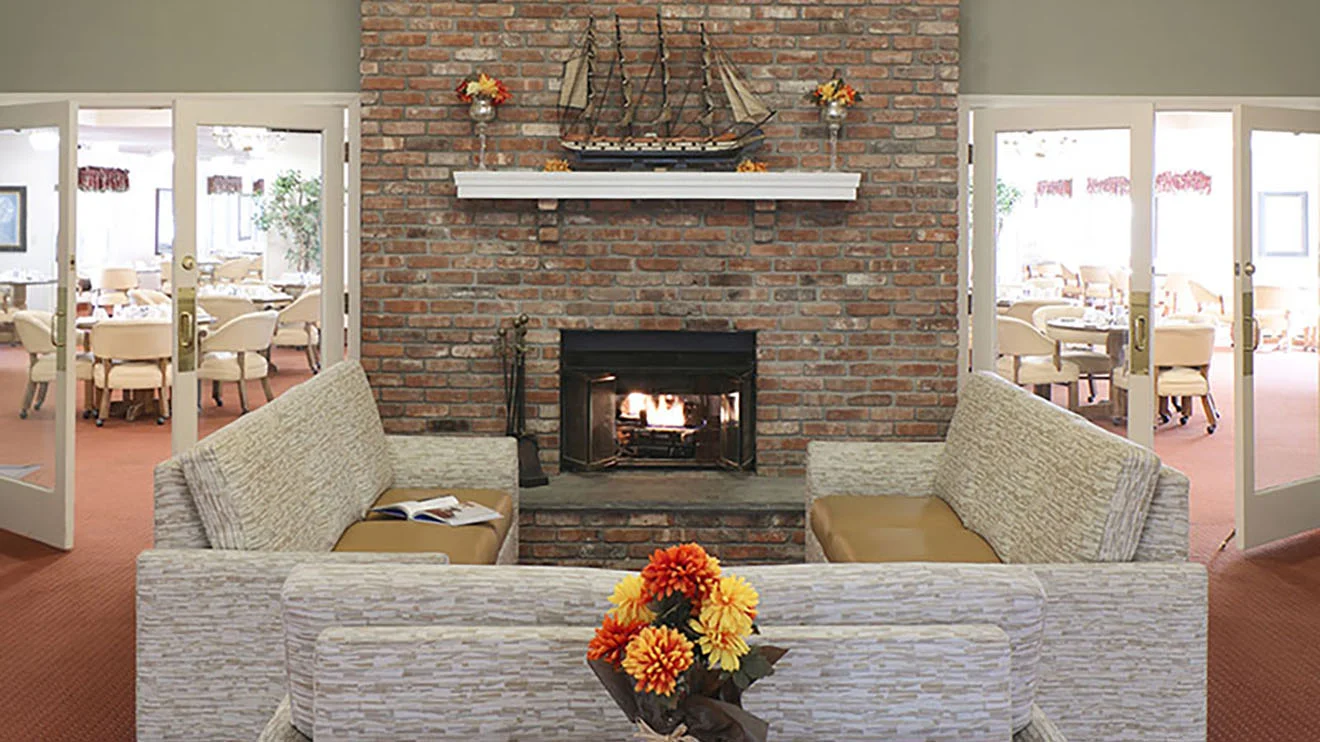 Image of Holiday Farmington (4)