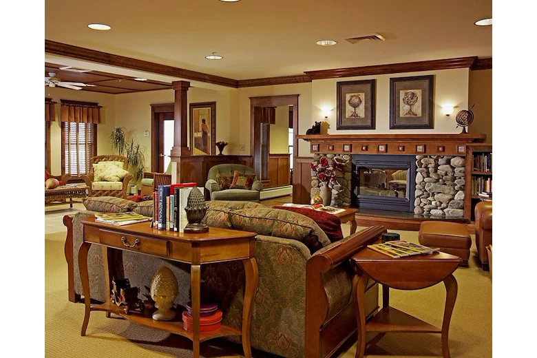 Image of Dirigo Pines (3)
