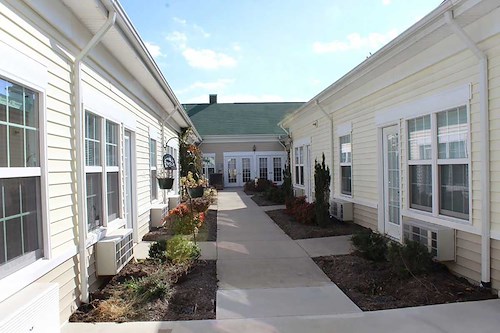Image of Meadow View Senior Living Community (6)