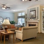 Image of Springtree Manor (3)