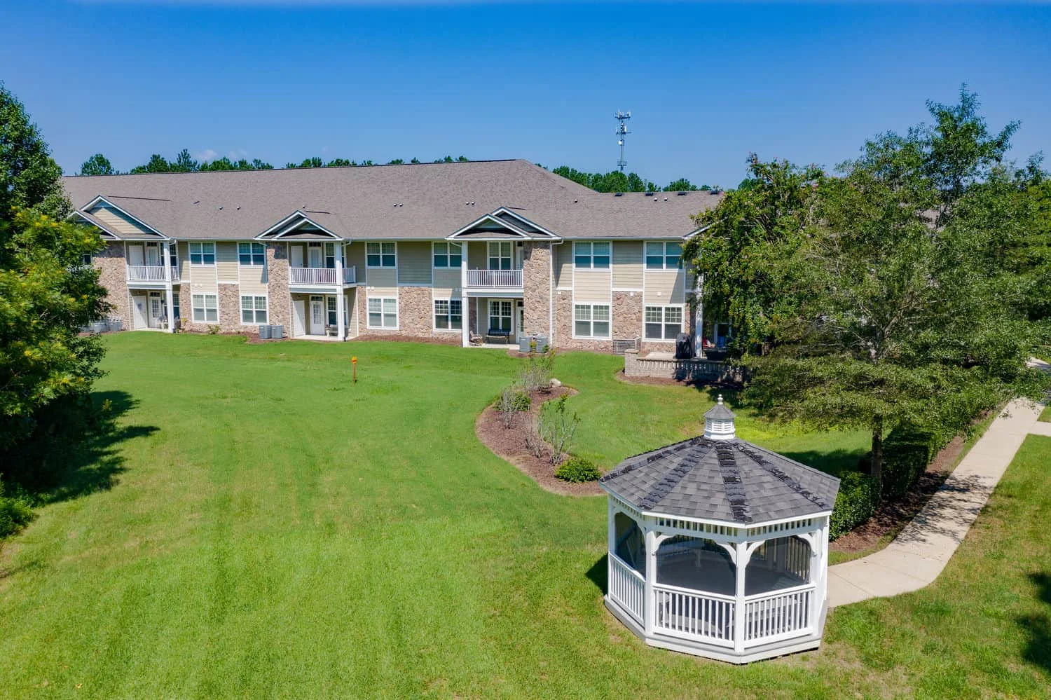 Image of Sunstone Apartments (3)