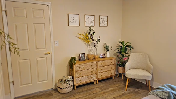 Image of Neawanna by the Sea (3)