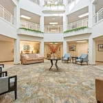 Colonial Harbor Gracious Retirement Living Hawthorn Senior Independent Living in Yorktown, Virginia dining room