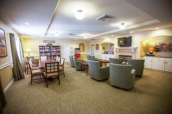 Image of Brookdale Shadowlake (6)