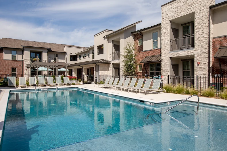 Image of The Luxe at Rowlett (2)