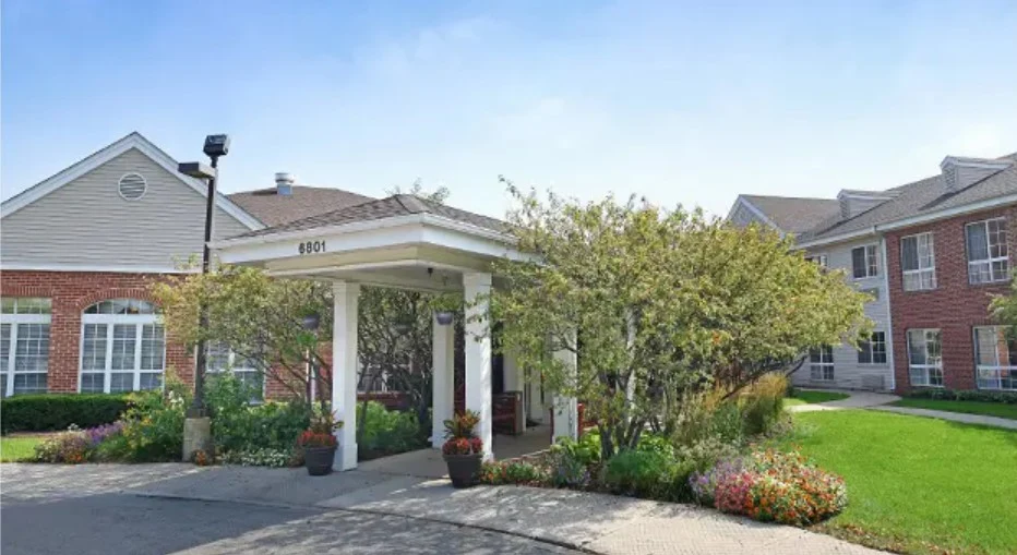 Image of Eden Vista Burr Ridge Senior Living (1)